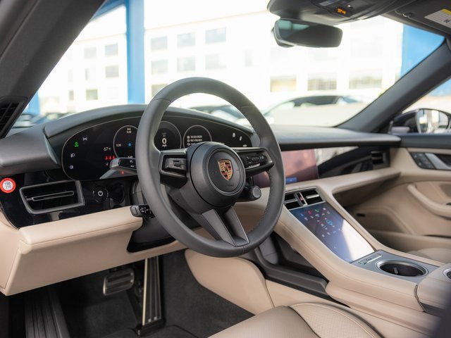 New 2025 Porsche Taycan 4S image 4