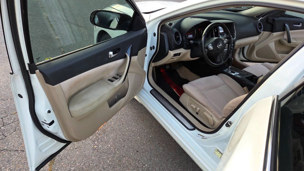 Used 2014 Nissan Maxima 3.5 S FWD image 23