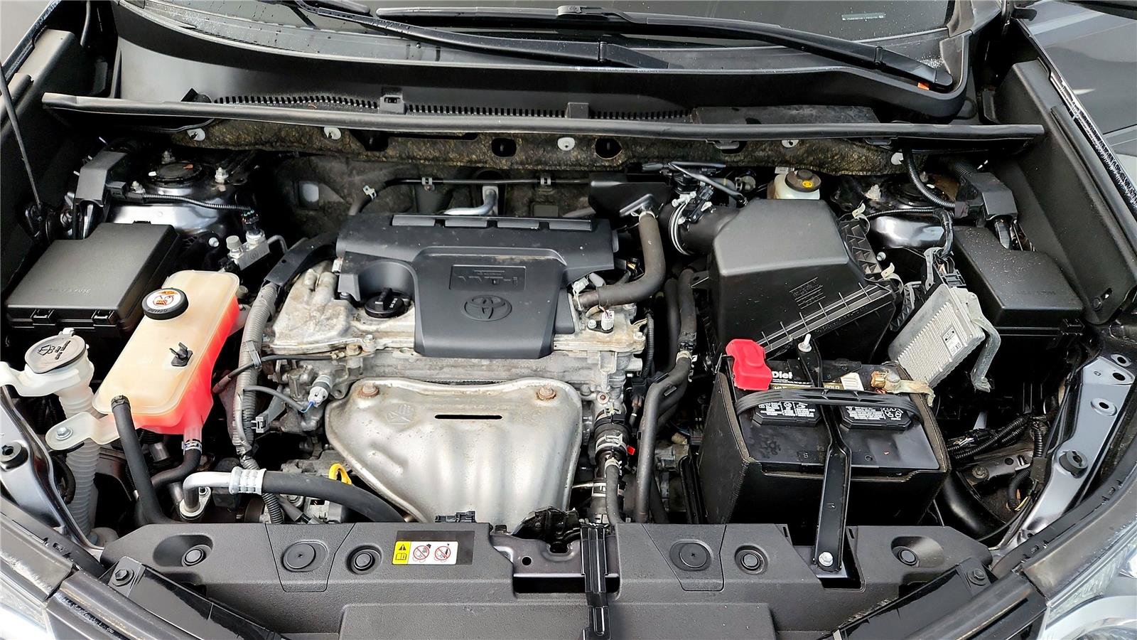 Used 2018 Toyota RAV4 XLE image 15