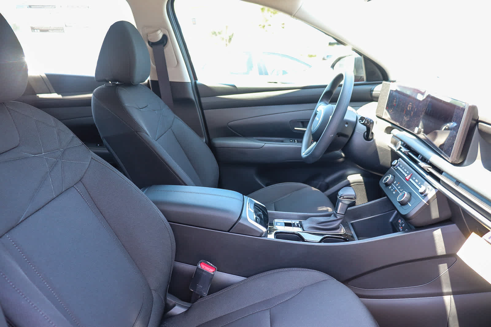New 2026 Hyundai Tucson SE FWD image 17