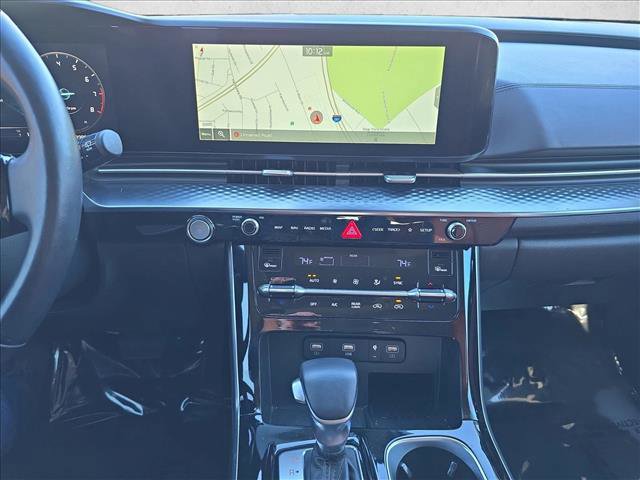 Used 2022 Kia Carnival SX Prestige image 21