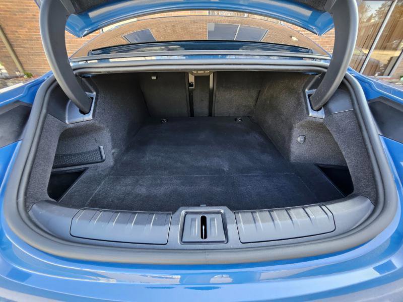 Used 2023 Porsche Taycan w/ Premium Package image 84