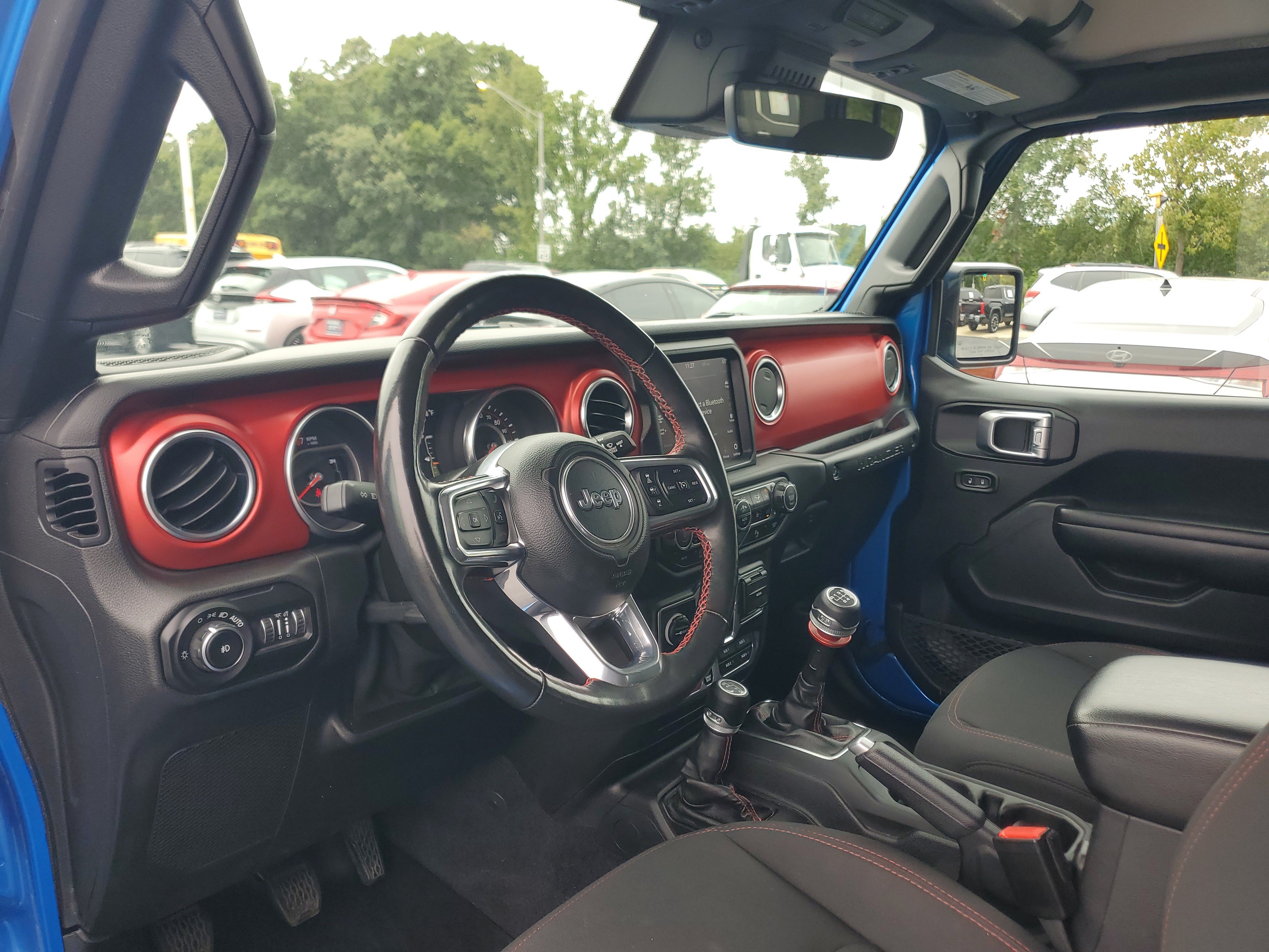 Used 2021 Jeep Wrangler Unlimited Rubicon w/ Dual Top Group AWD/4WD image 19