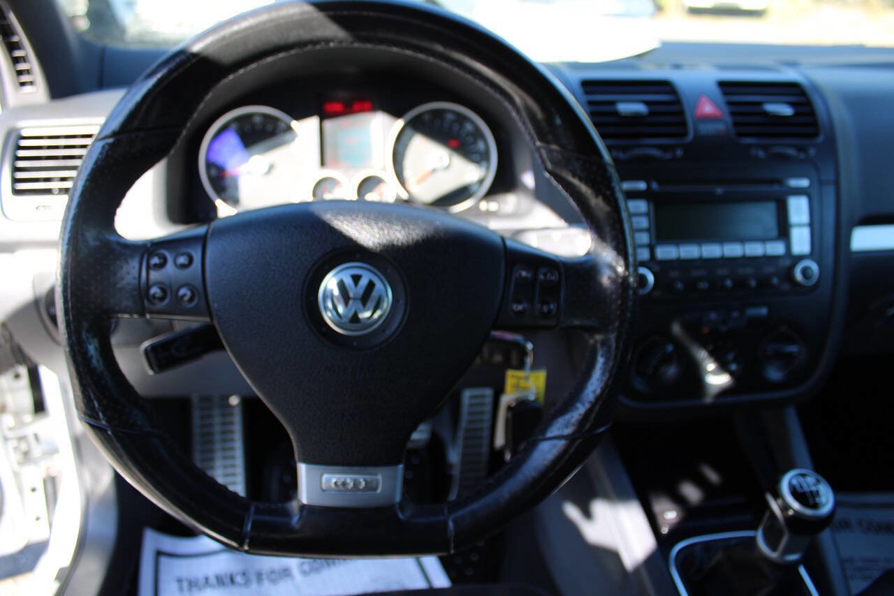 Used 2007 Volkswagen GTI 2-Door image 19