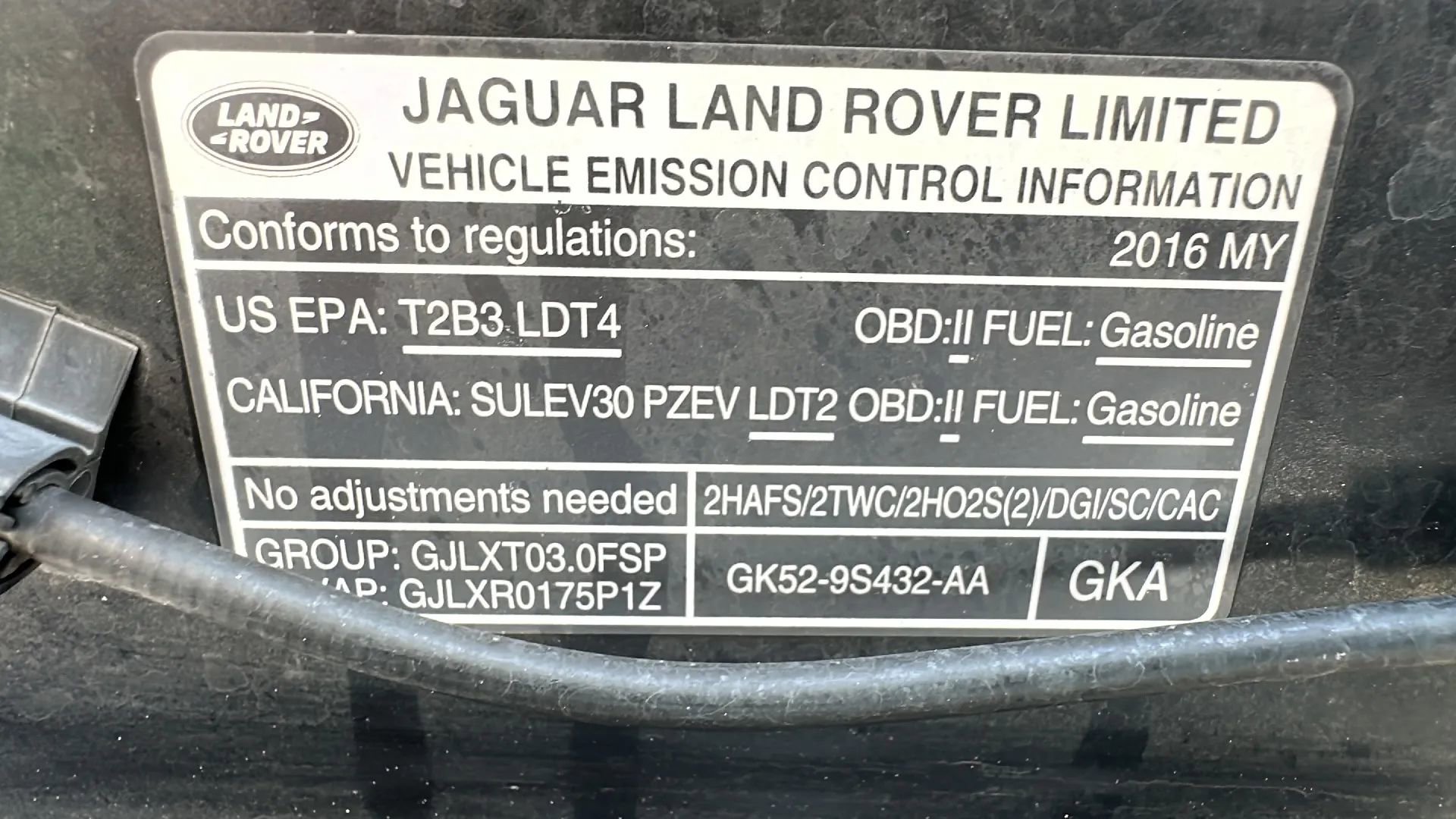 Used 2016 Land Rover Range Rover Sport HSE image 12