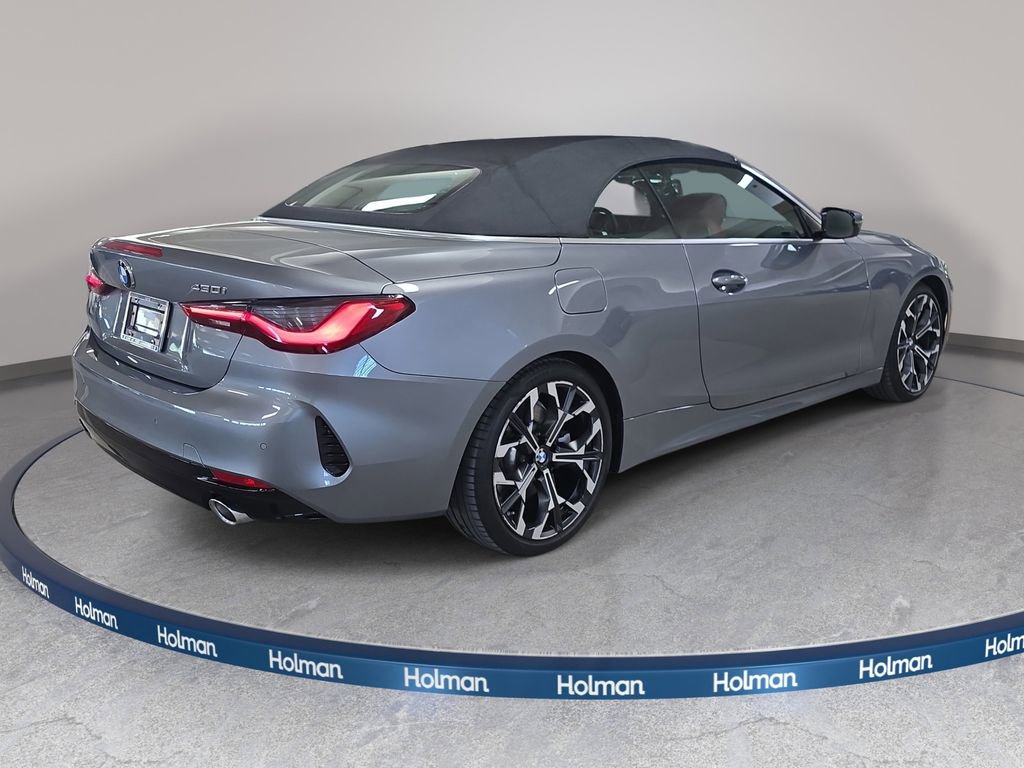 Used 2025 BMW 430i Convertible w/ Convenience Package image 7