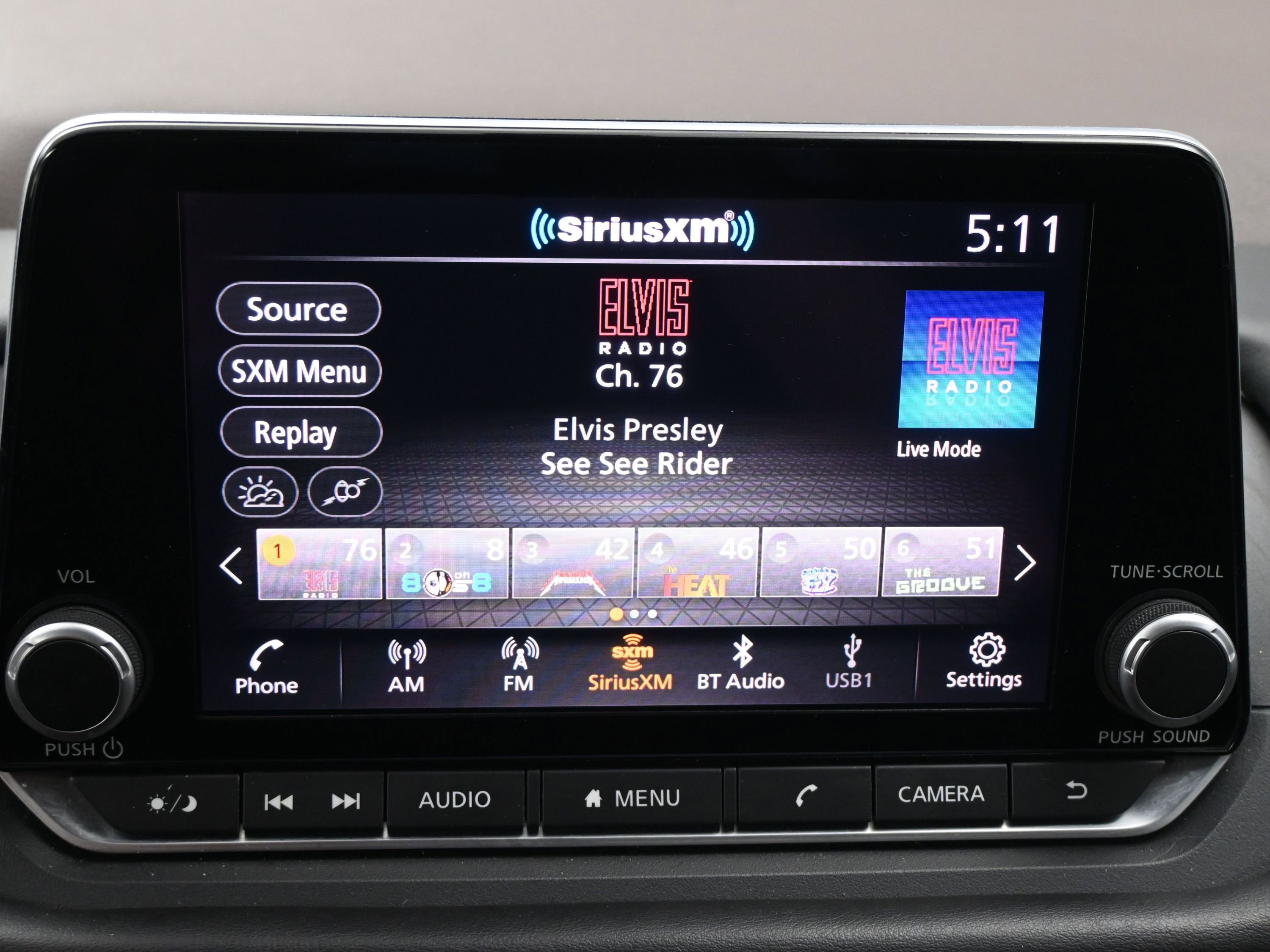 Certified 2023 Nissan Rogue SV image 17