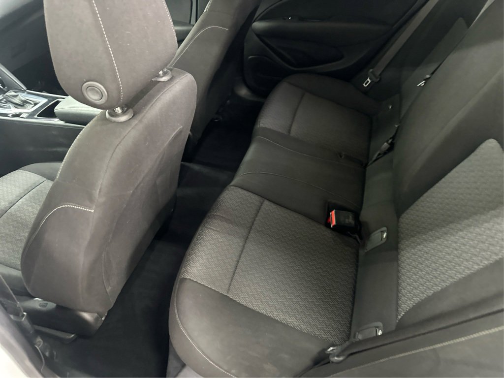 Used 2018 Buick Regal Preferred w/ Sights and Sounds Package image 12