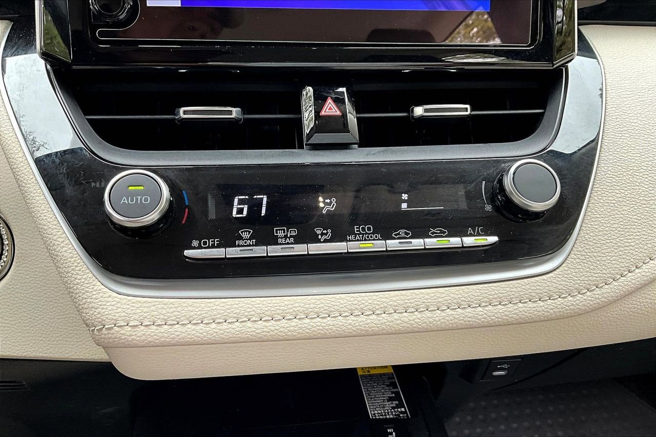Used 2024 Toyota Corolla XLE FWD image 25