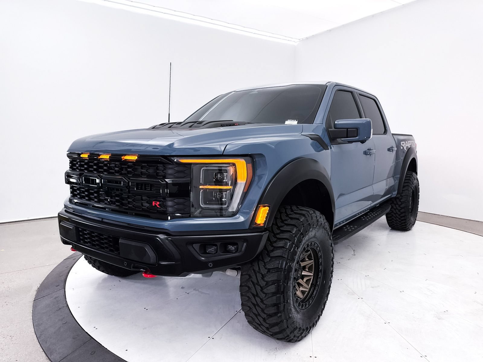 Used 2023 Ford F150 Raptor w/ Equipment Group 802A Raptor R AWD/4WD image 18