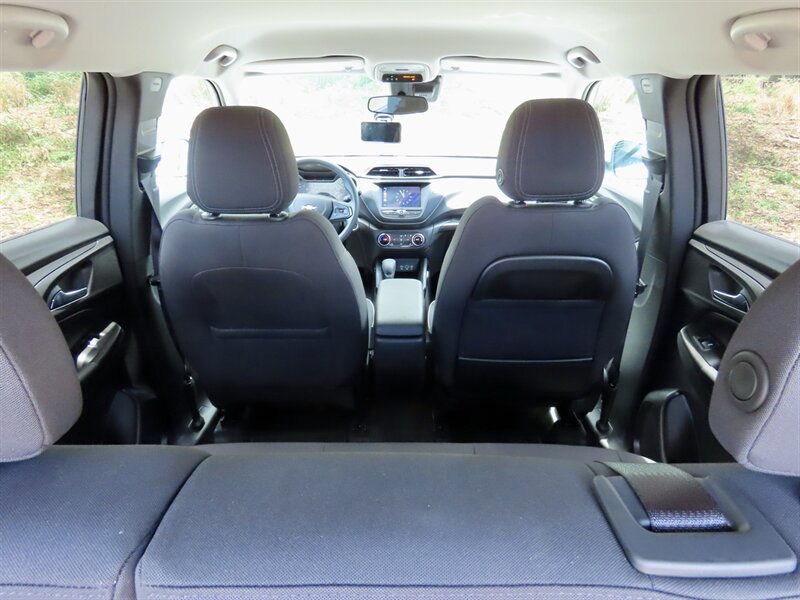 Used 2023 Chevrolet TrailBlazer LT w/ Driver Confidence Package AWD/4WD image 11