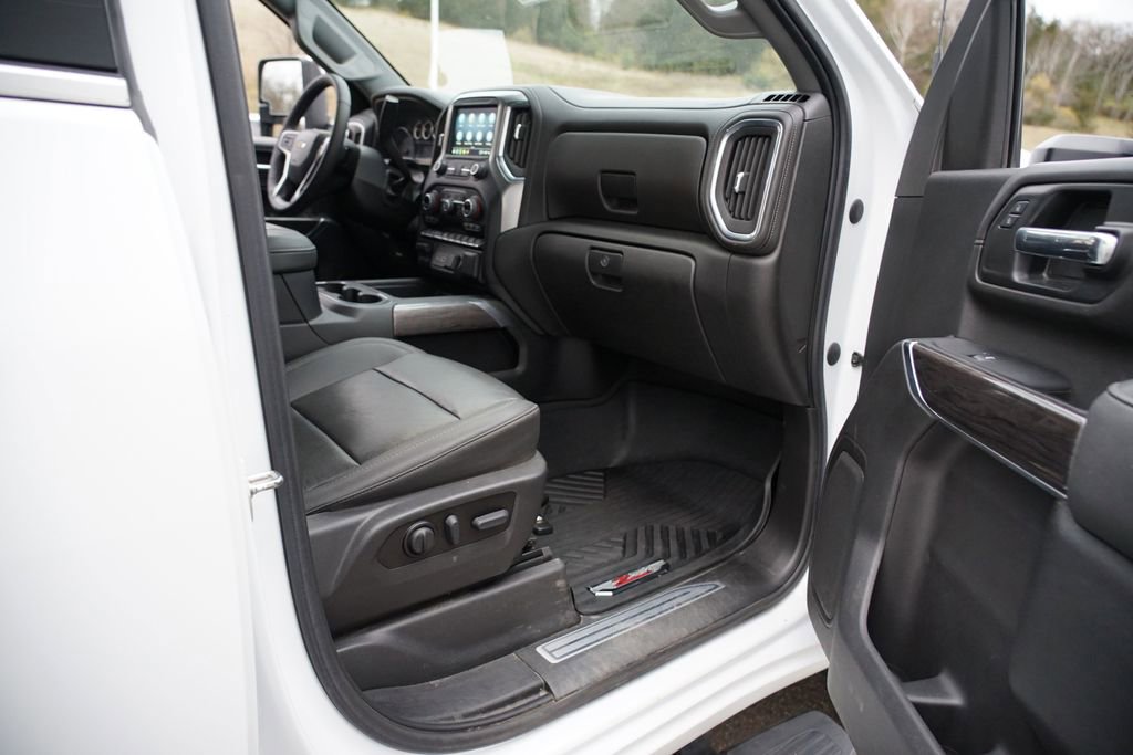 Used 2022 Chevrolet Silverado 3500 LTZ image 29