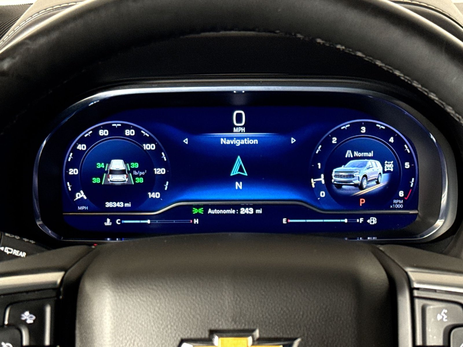Used 2023 Chevrolet Tahoe Premier AWD/4WD image 17
