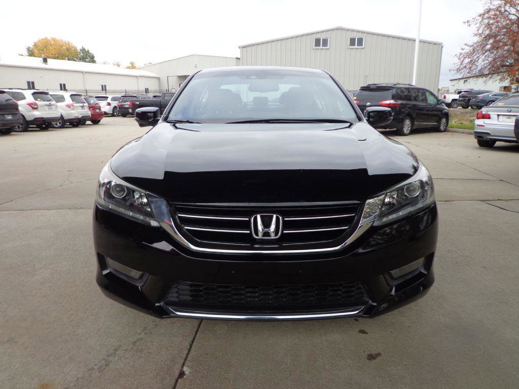 Used 2015 Honda Accord EX-L image 2