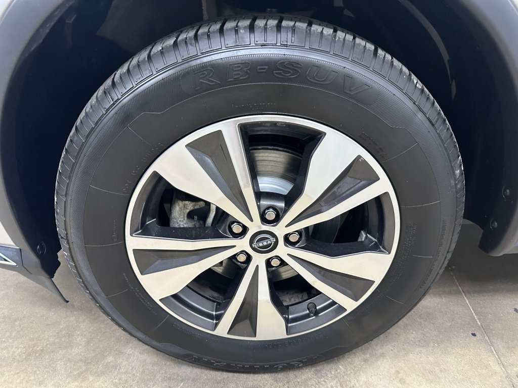 Used 2023 Nissan Murano SV FWD image 35