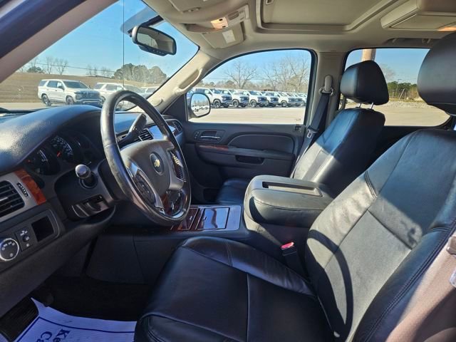 Used 2012 Chevrolet Avalanche LTZ image 9