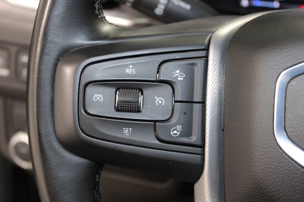 Used 2024 GMC Yukon XL Denali image 24