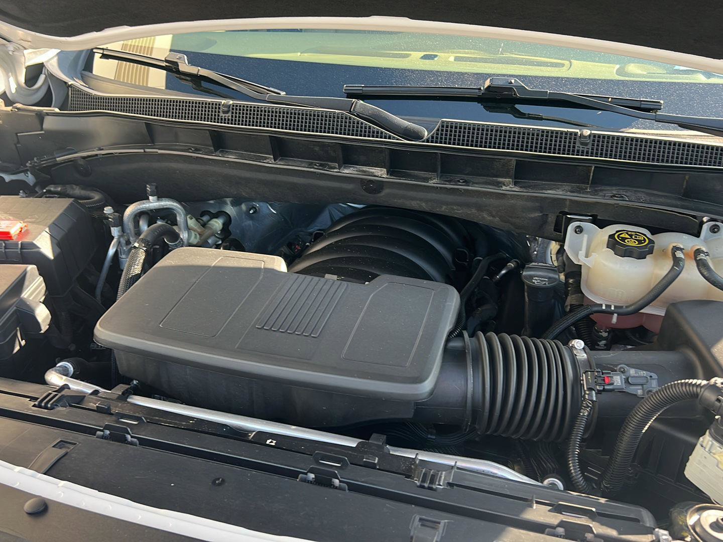 Used 2023 Chevrolet Tahoe Premier AWD/4WD image 39