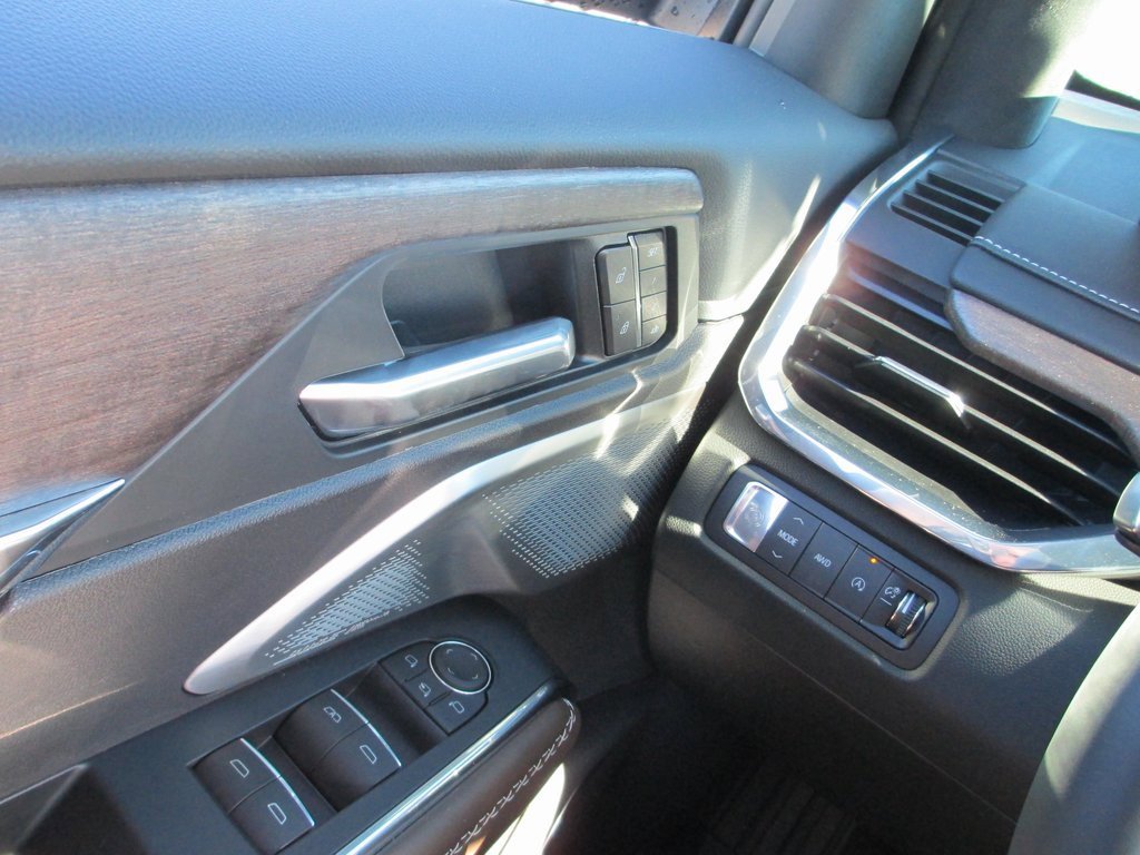 New 2026 GMC Acadia Denali Ultimate w/ LPO, Floor Liner Package image 18