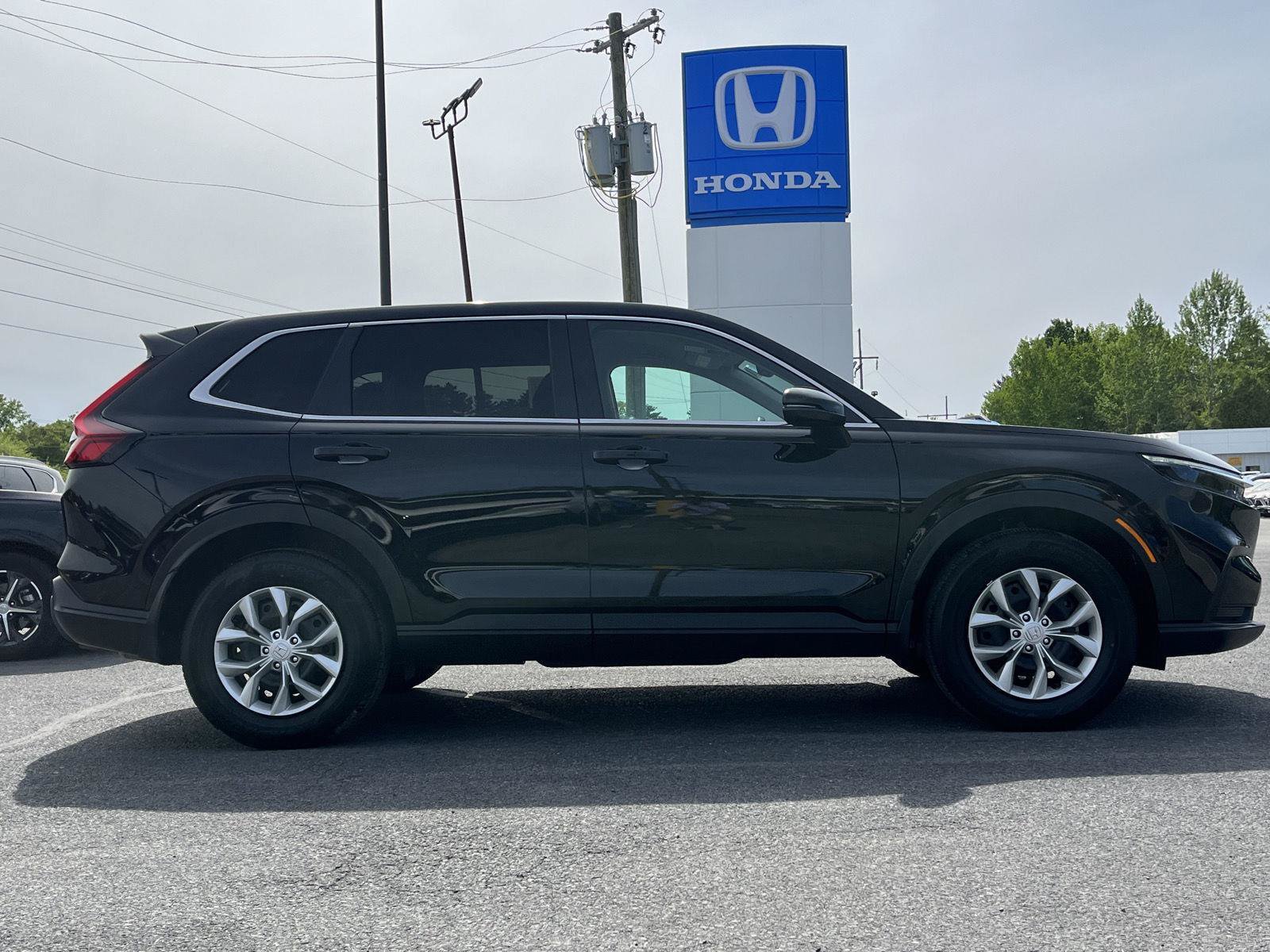 Certified 2026 Honda CR-V LX image 4