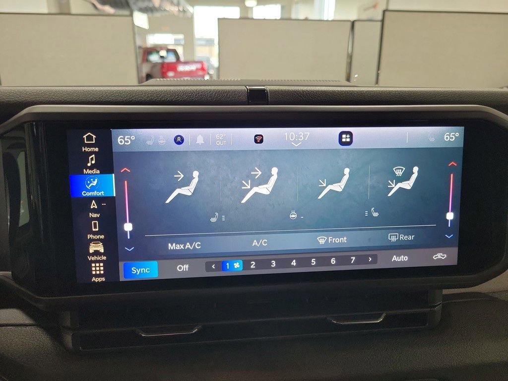 New 2025 Jeep Gladiator Sport image 24