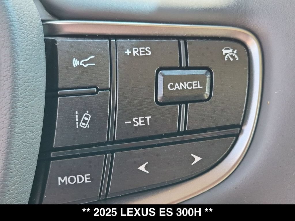 Used 2025 Lexus ES 300h w/ Premium Package FWD image 8