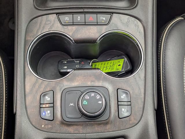 Used 2020 GMC Acadia Denali w/ Trailering Package image 25