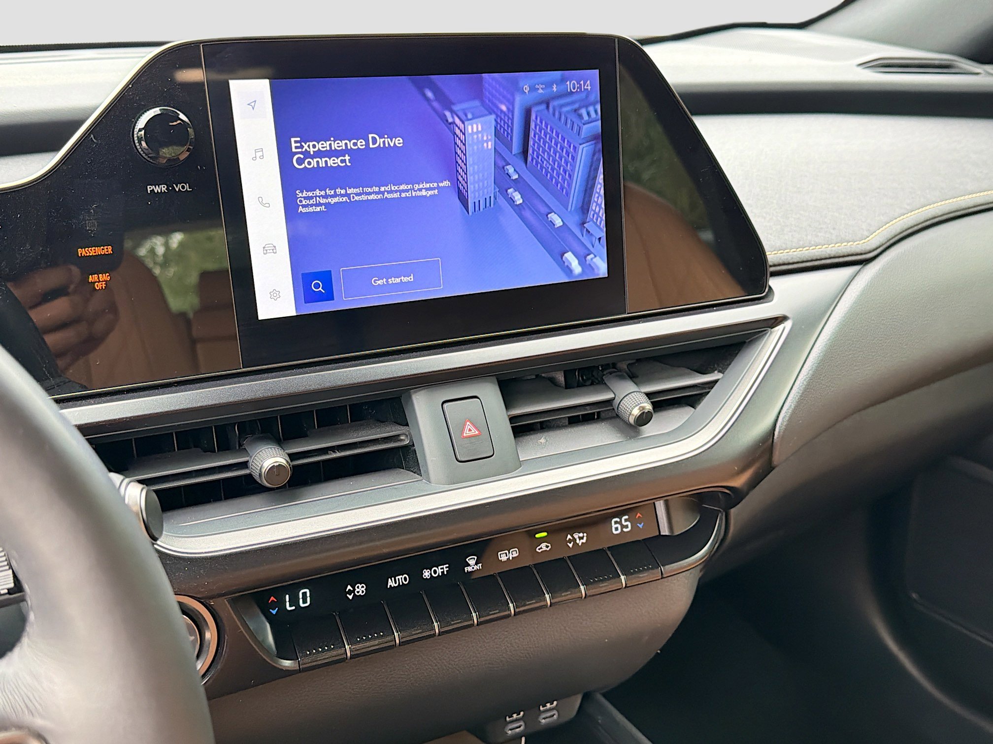 Used 2025 Lexus UX 300h FWD image 28