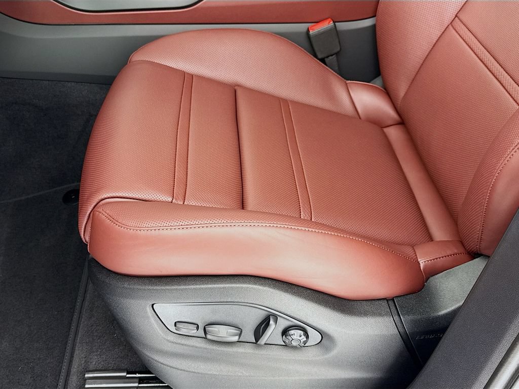 New 2026 Porsche Cayenne S AWD/4WD image 13