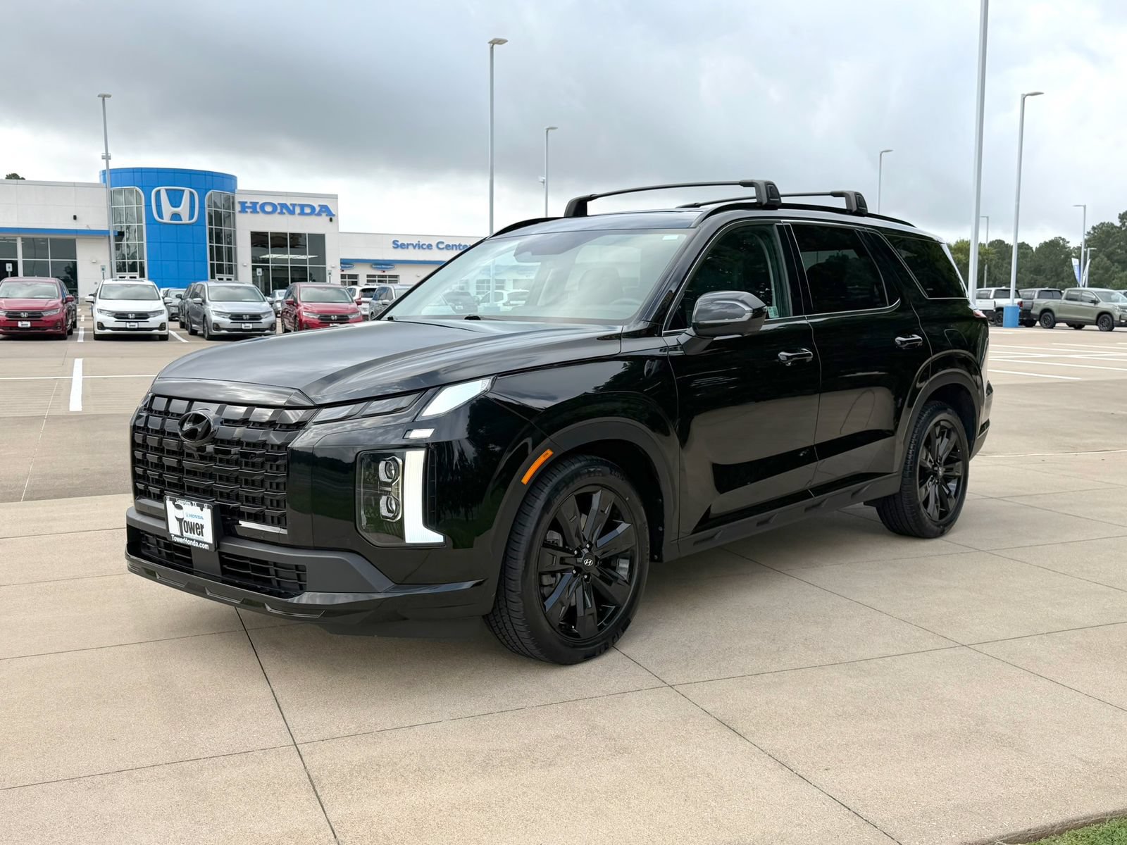 Used 2025 Hyundai Palisade XRT AWD/4WD image 3
