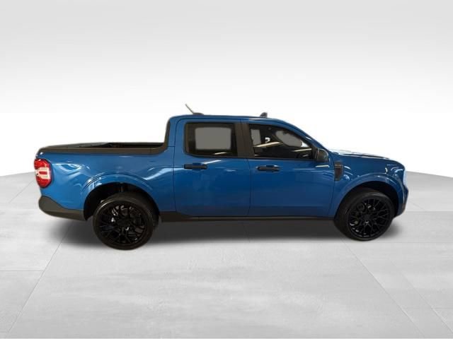 New 2025 Ford Maverick XLT image 4