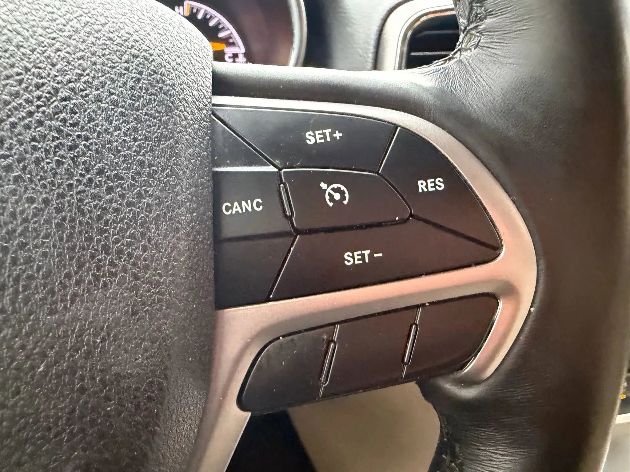 Used 2018 Jeep Grand Cherokee Limited w/ Trailer Tow Group IV image 14