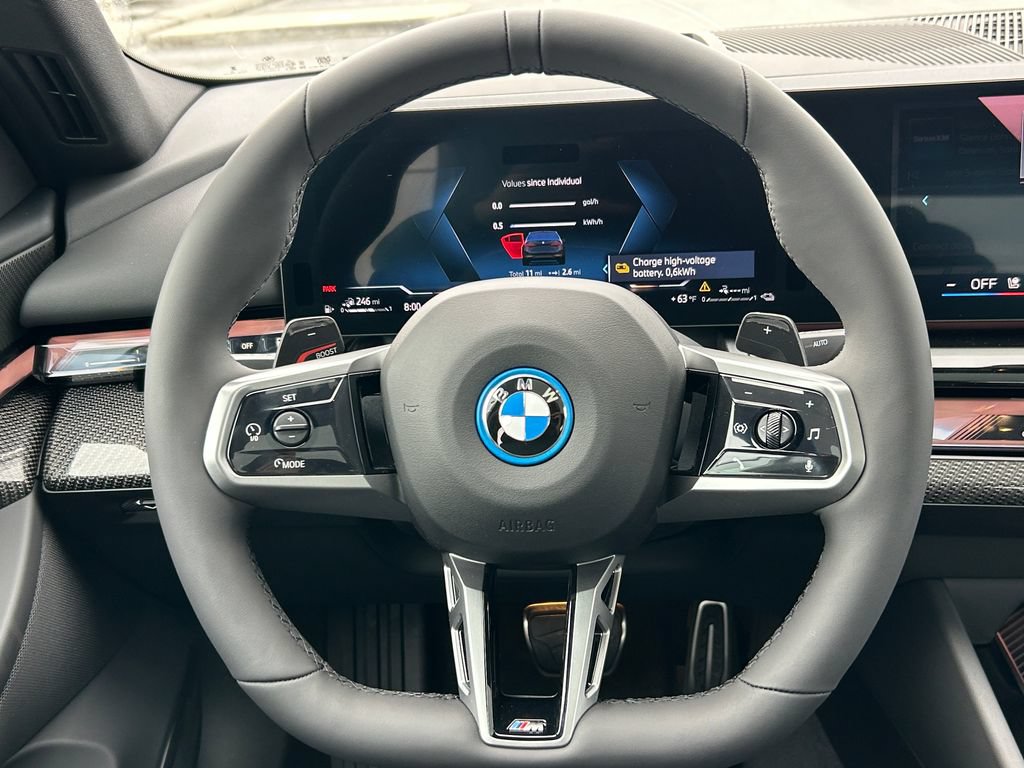 New 2027 BMW 550e xDrive w/ Executive Package AWD/4WD image 18