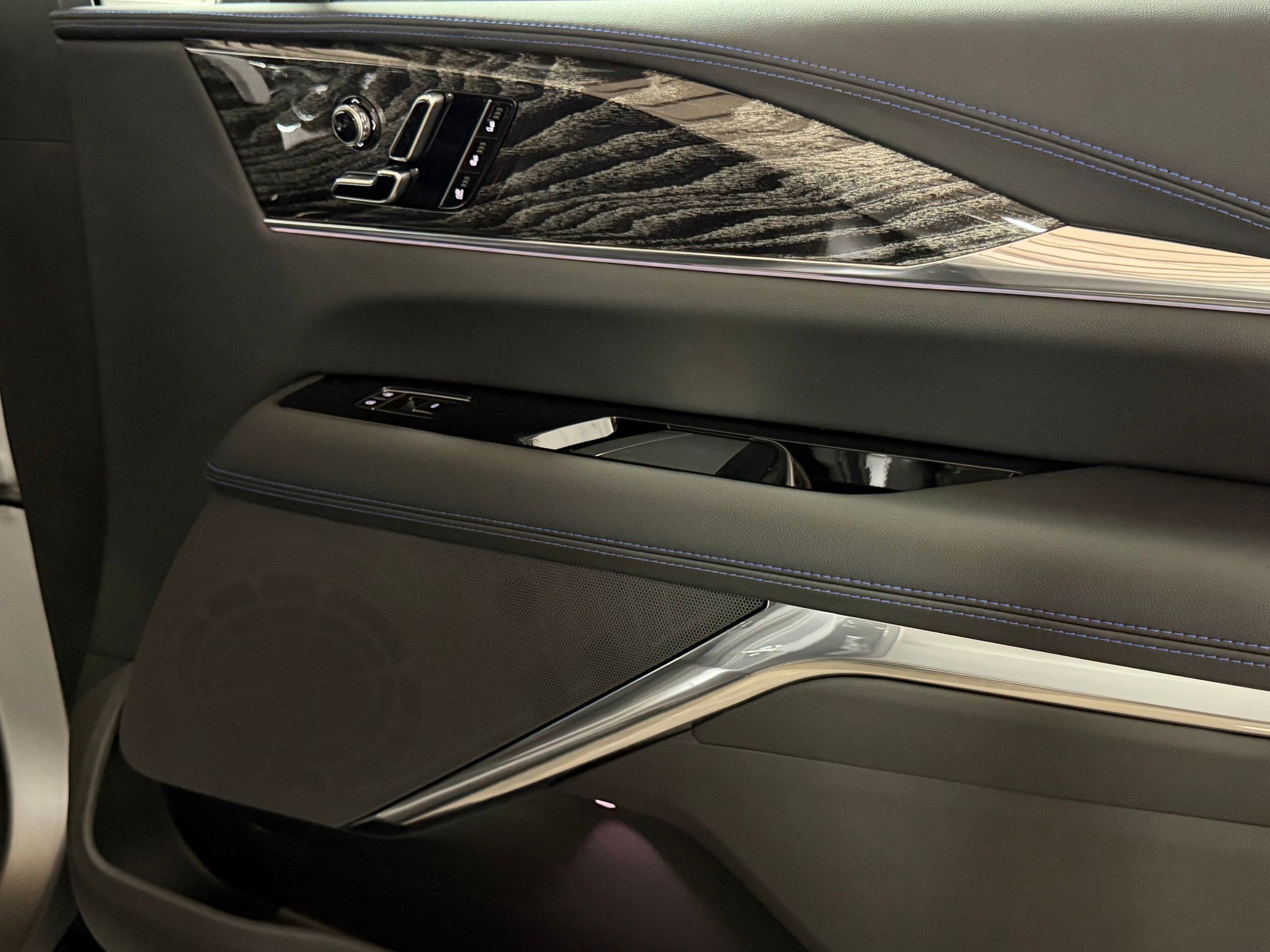 New 2026 Cadillac Escalade IQ Luxury 1 AWD/4WD image 49
