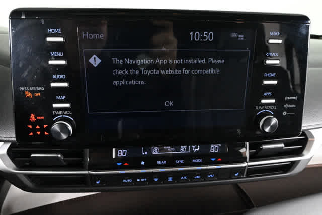 Used 2024 Toyota Sienna XLE image 6