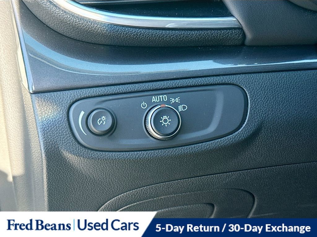 Used 2022 Buick Encore Preferred w/ Safety Package image 11