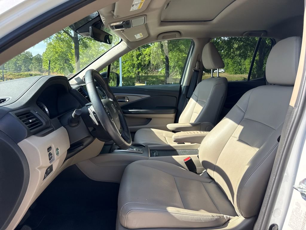 Certified 2023 Honda Ridgeline RTL image 10
