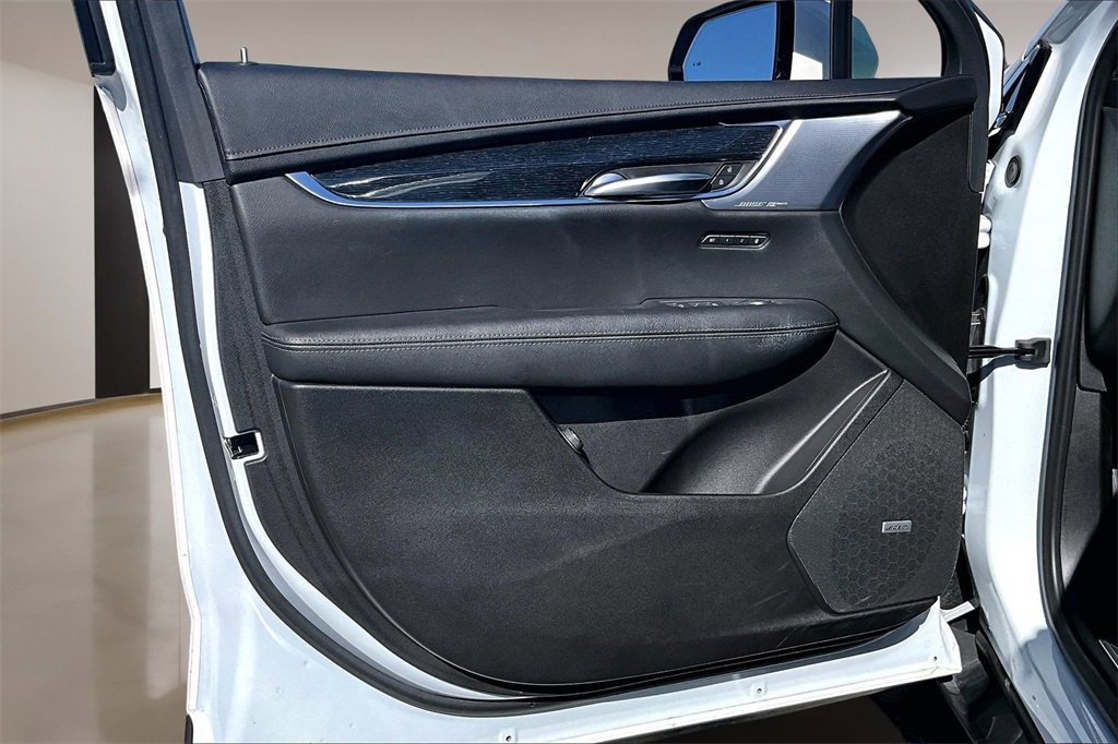 Certified 2025 Cadillac XT5 Premium Luxury image 18