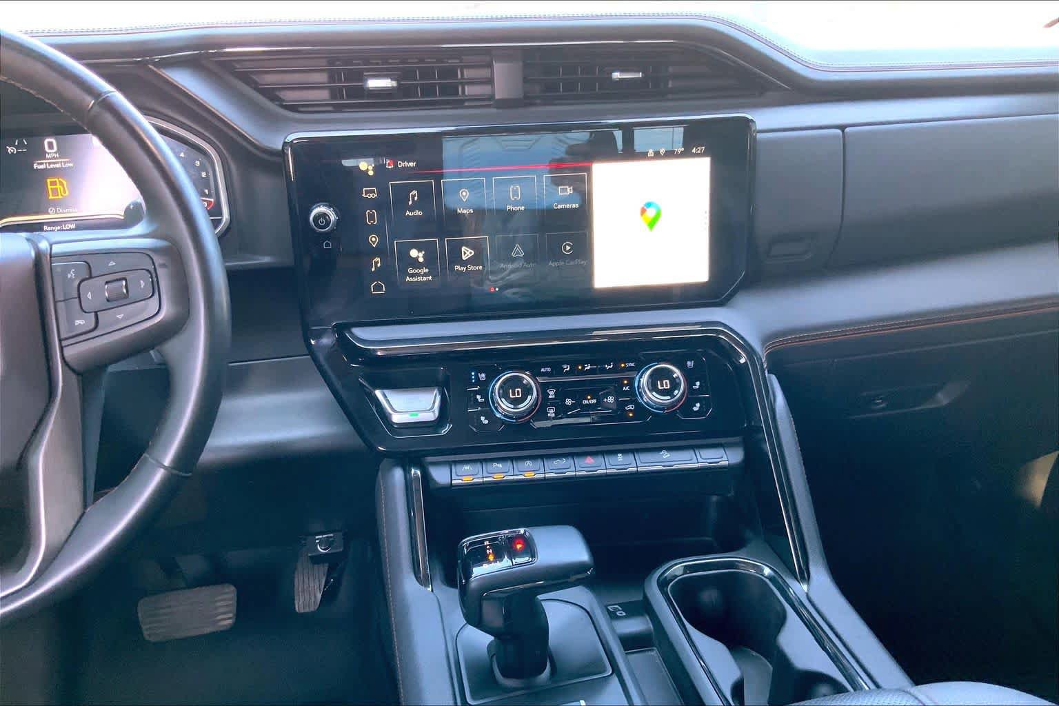 Used 2023 GMC Sierra 1500 AT4 w/ Technology Package AWD/4WD image 7