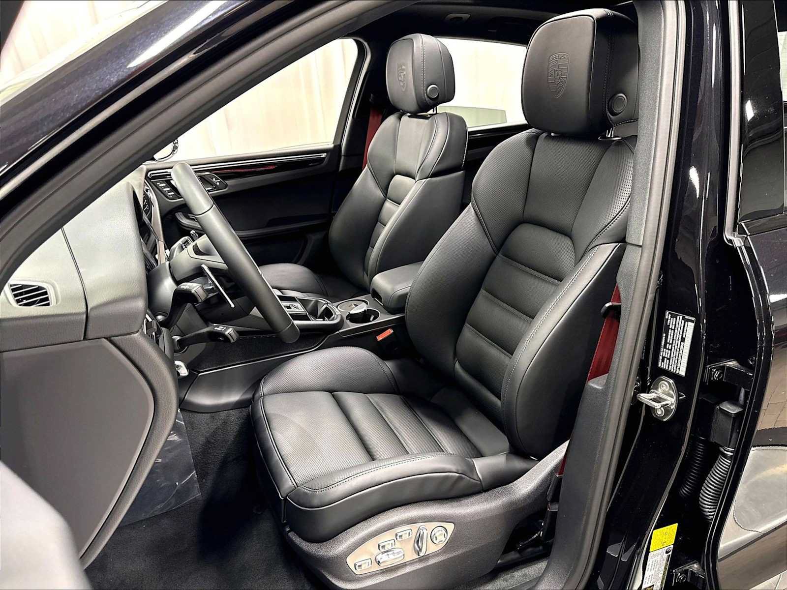 New 2026 Porsche Macan S AWD/4WD image 5