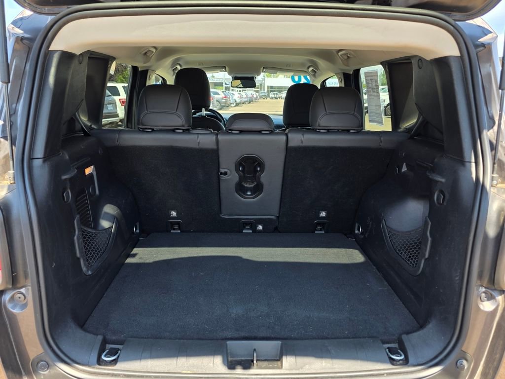 Used 2020 Jeep Renegade Limited w/ UConnect 8.4 Nav Group image 21