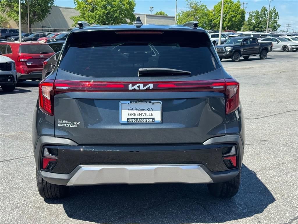 Certified 2025 Kia Seltos EX w/ EX Sunroof Package image 4