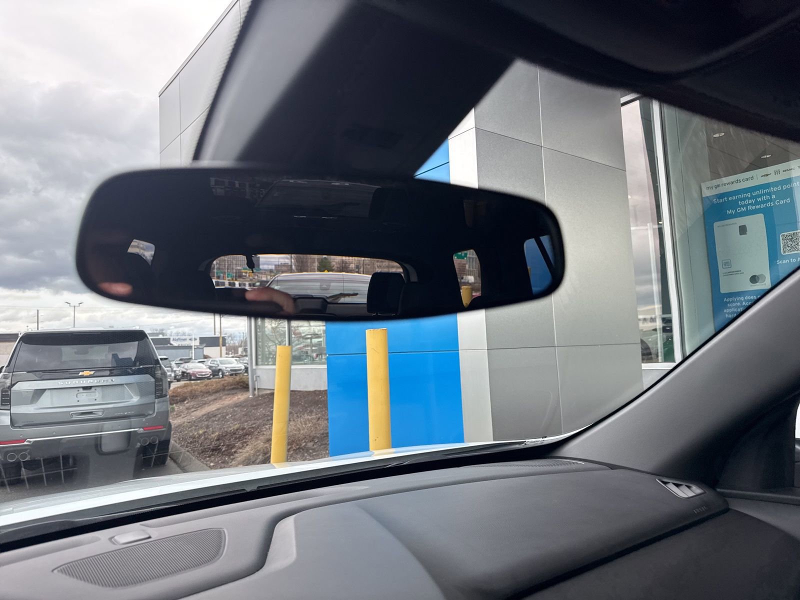 Used 2023 Chevrolet Traverse LT w/ LPO, Floor Liner Package image 31