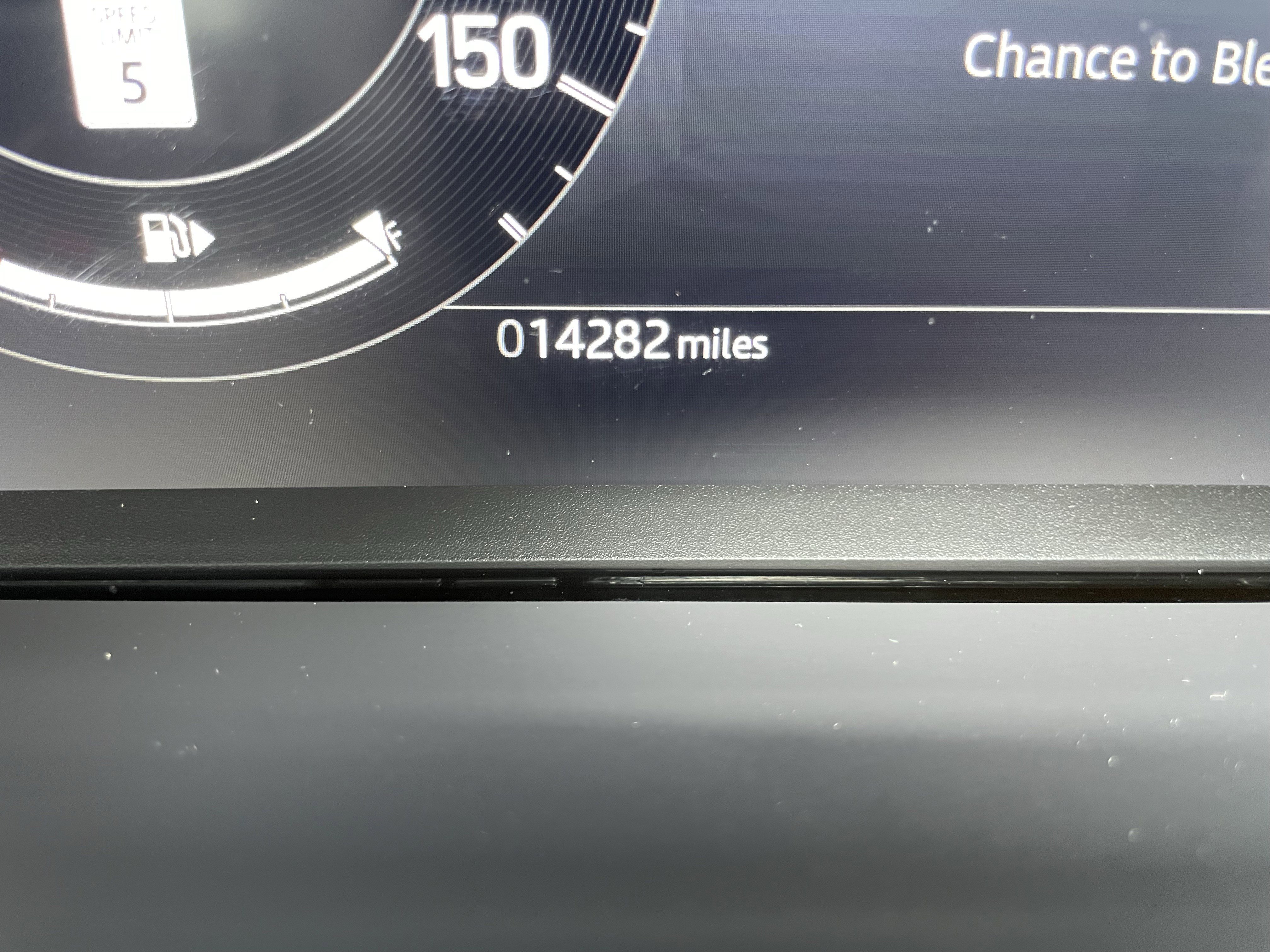 Certified 2025 Land Rover Discovery Dynamic SE AWD/4WD image 25