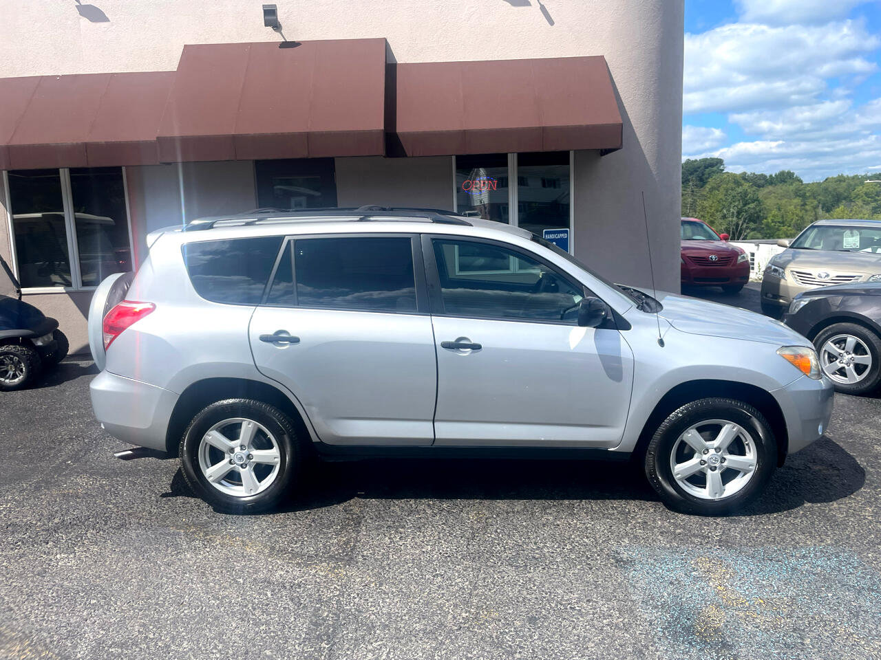 Used 2008 Toyota RAV4 4WD image 4