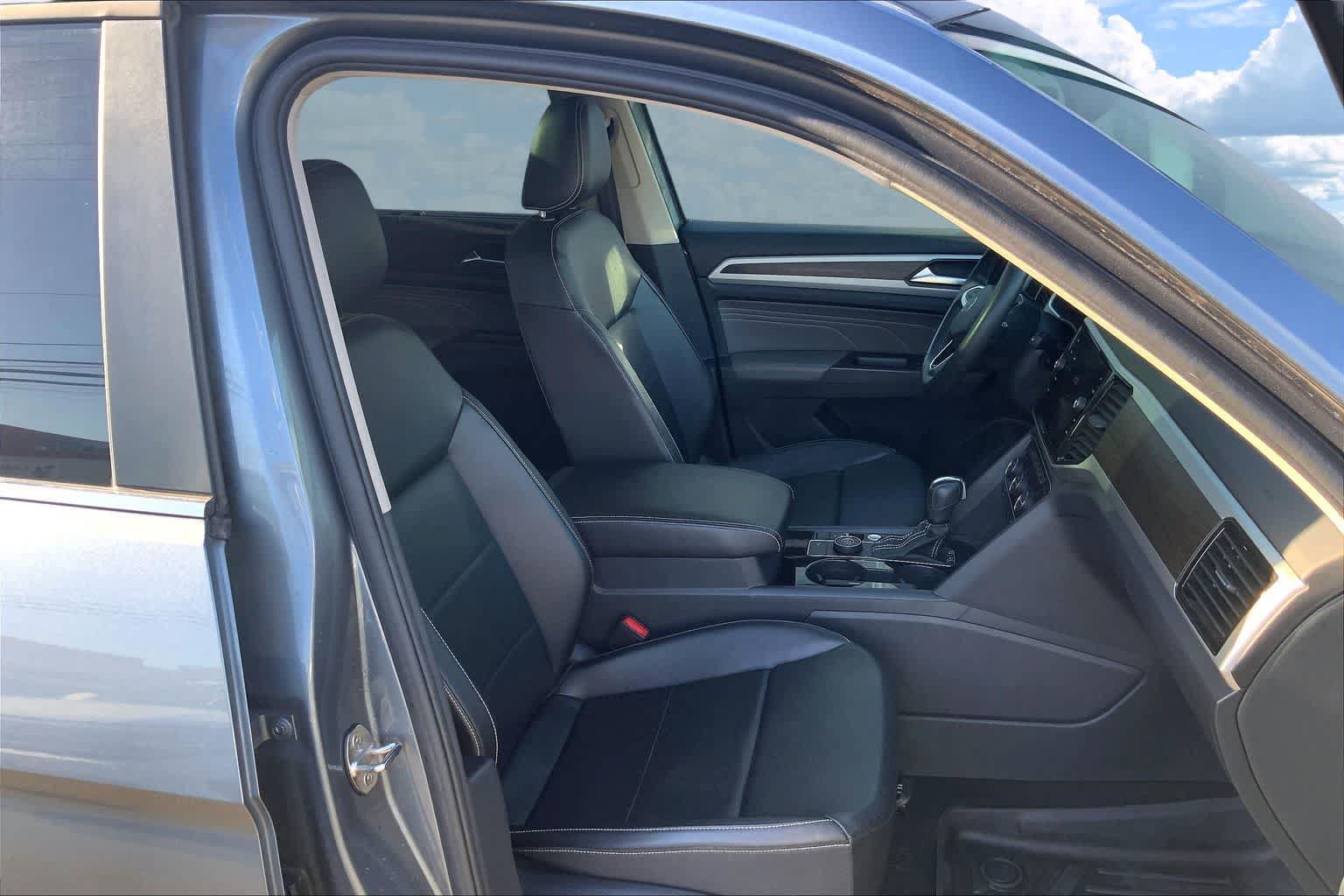 Used 2022 Volkswagen Atlas SE AWD/4WD image 13