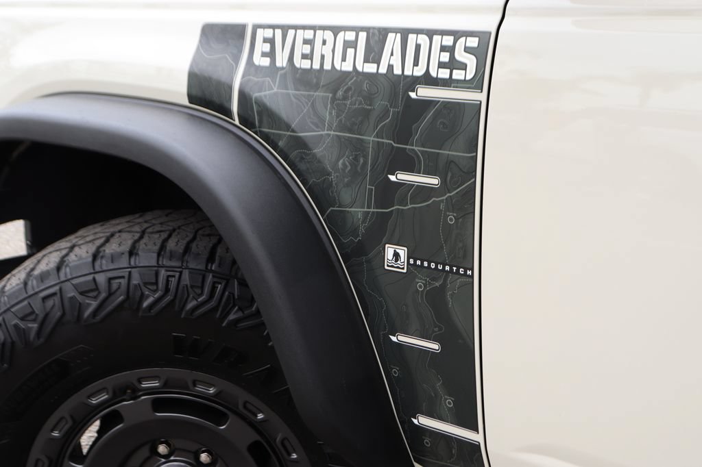 Used 2022 Ford Bronco Everglades AWD/4WD image 46