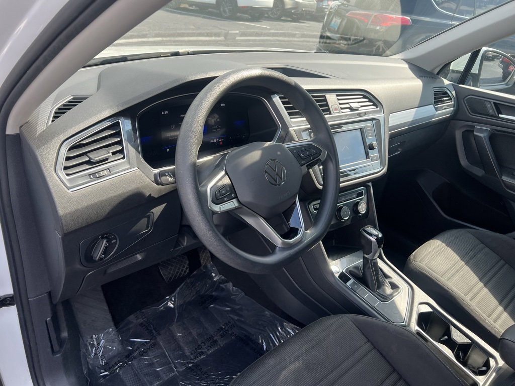 Used 2023 Volkswagen Tiguan S image 10
