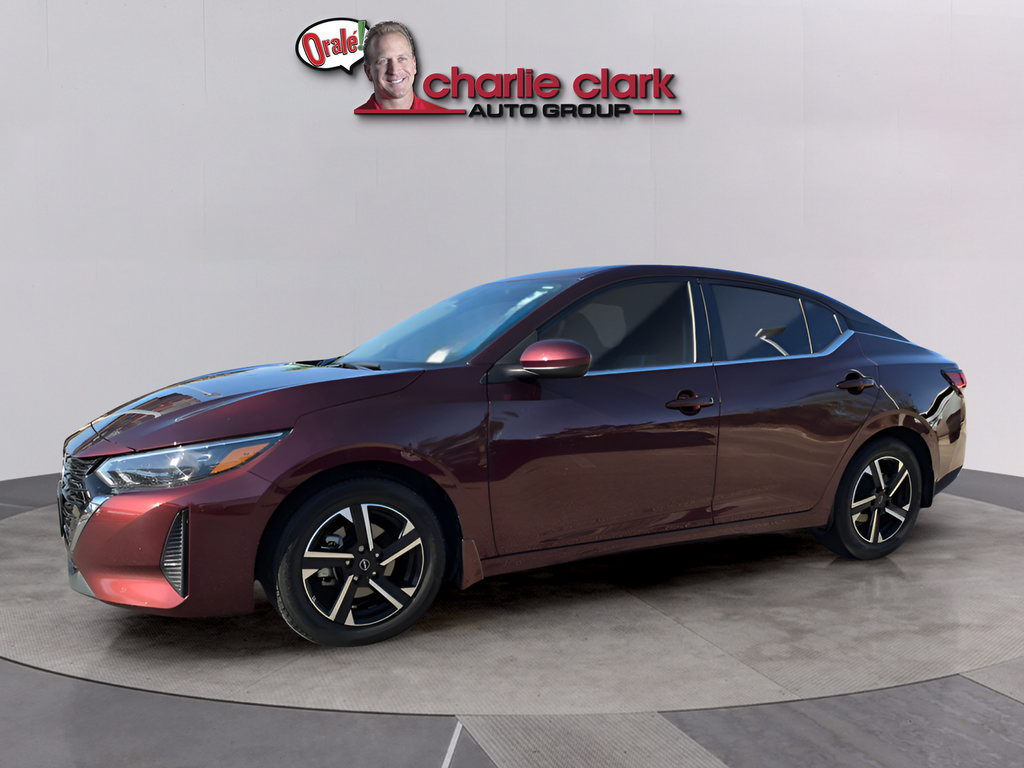 Used 2025 Nissan Sentra SV FWD image 2