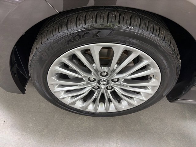 Certified 2019 Toyota Avalon Limited w/ Advanced Safety Package image 27
